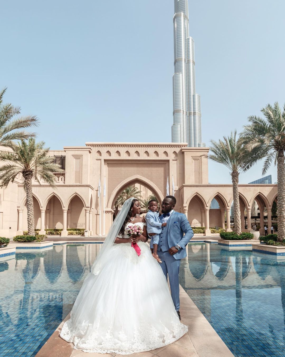 Забронируйте Профессионального Свадебного Фотографа В Дубае (Абу-Даби) И Навсегда Запечатлите Свою Свадьбу в Качественных Фотографиях. Оцените Наше Портфолио.
