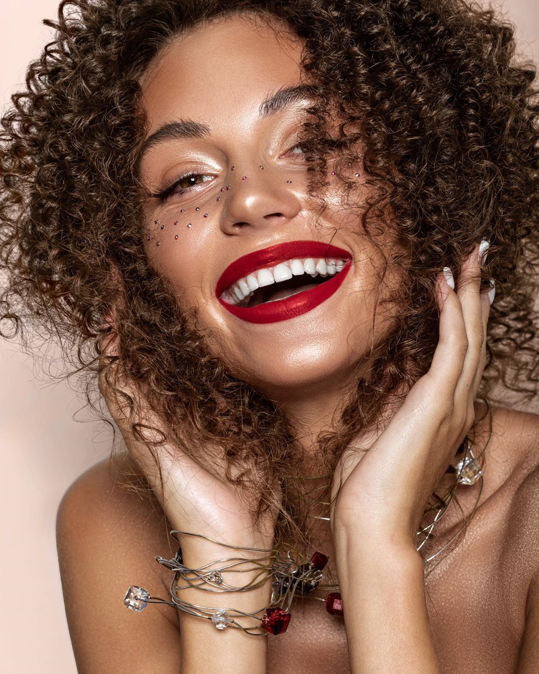 Beautiful Lady With Curly Hair And Red Lips