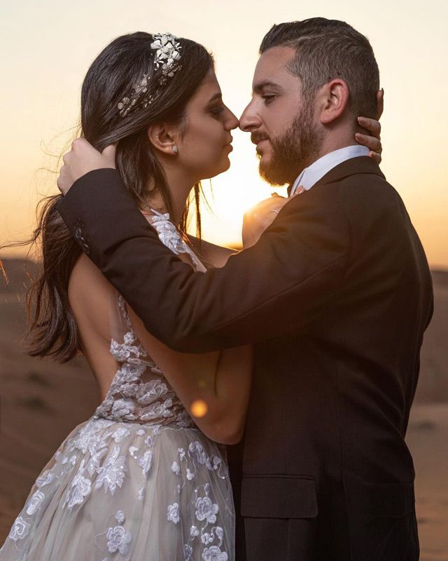 Book Your (Pre) Wedding Photoshoot In Dubai & Abu Dhabi. Hire Professional Wedding Photographer. Contact DubaiContent.Pro