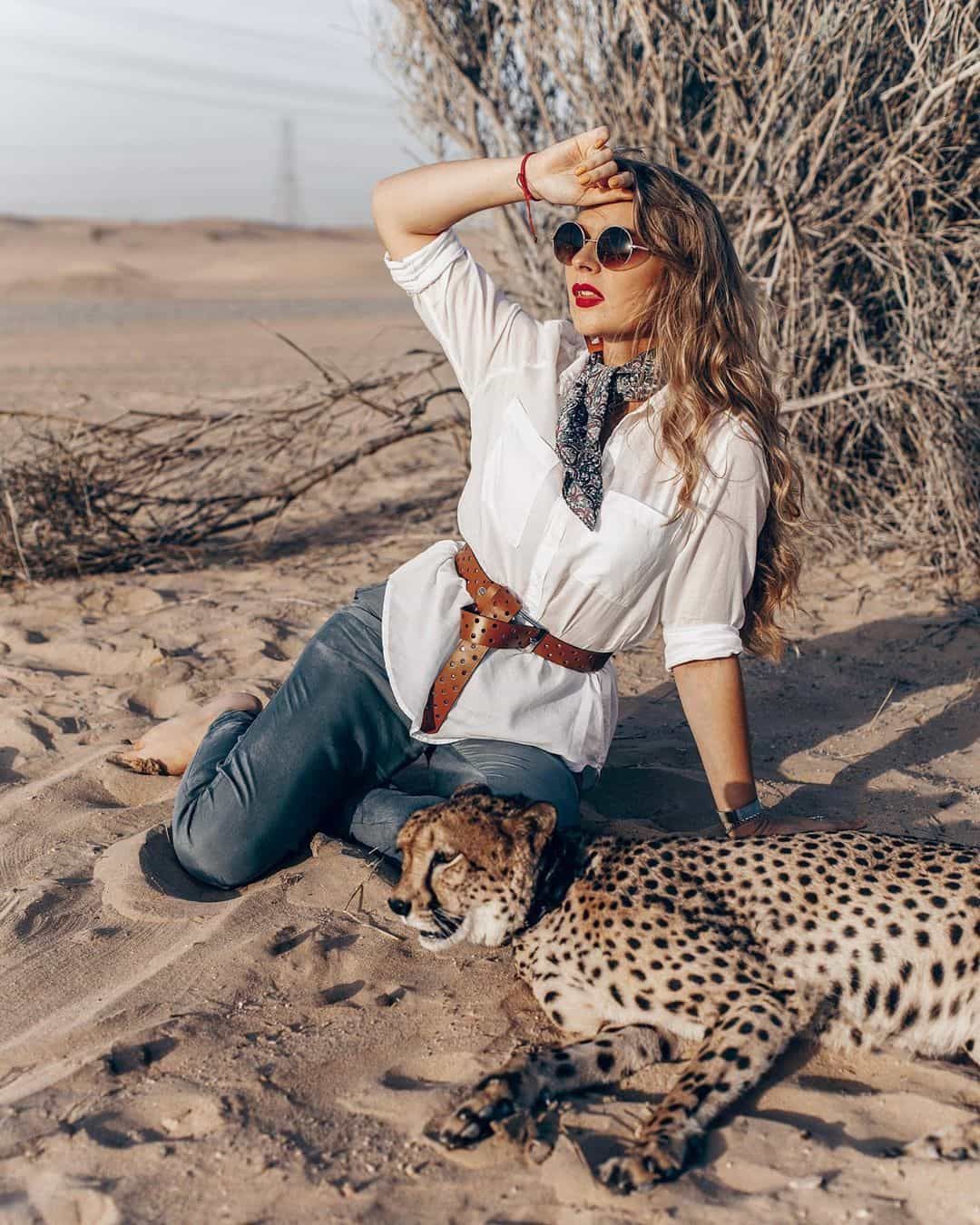 Beautiful Ladies Photo. Professional Freelance Photographer in Dubai & Abu Dhabi. Lady in Dubai | Kuckoo.Art